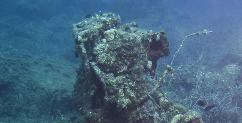 immersioni_scuba_revolution_il_motore_relitto_caprera